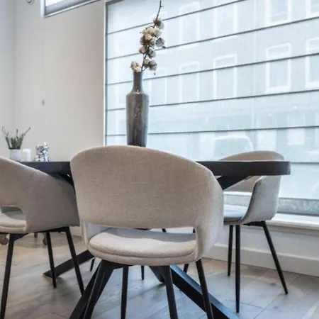 2br With Views Near Rijksmuseum