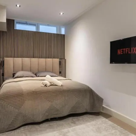 Apartment 2br With Views Near Rijksmuseum Amsterdam