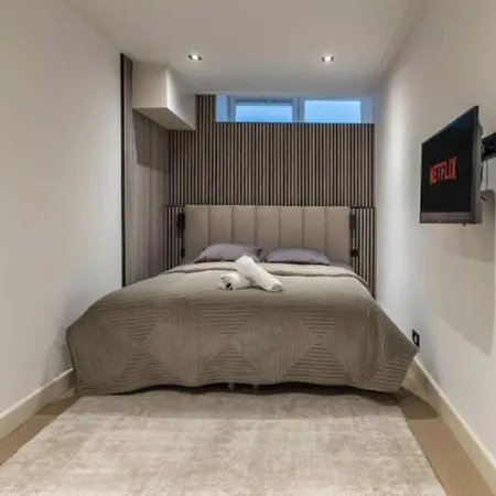 2br With Views Near Rijksmuseum * Amsterdam