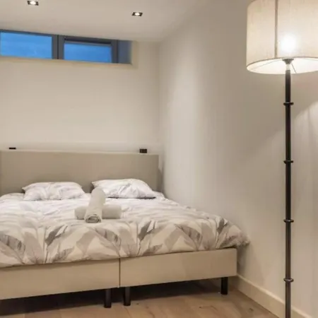 2br With Views Near Rijksmuseum Amsterdam